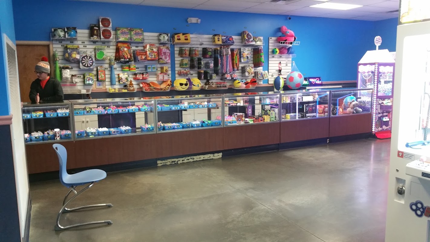 Allfam Bowling & Entertainment Center photo 9