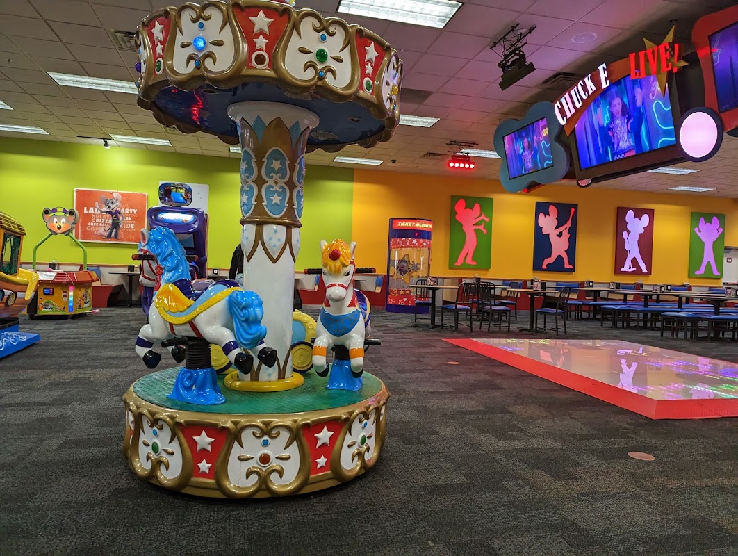 Chuck E. Cheese Arlington Heights photo 2