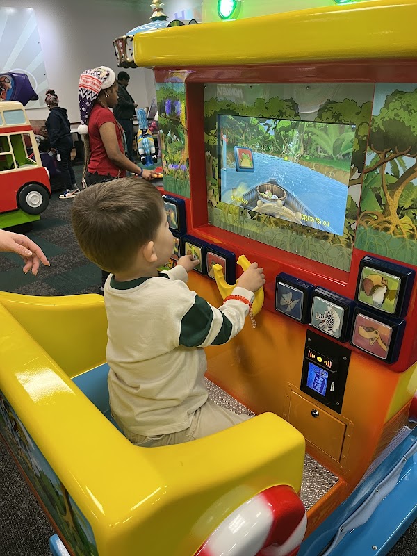 Chuck E. Cheese St Charles photo 4