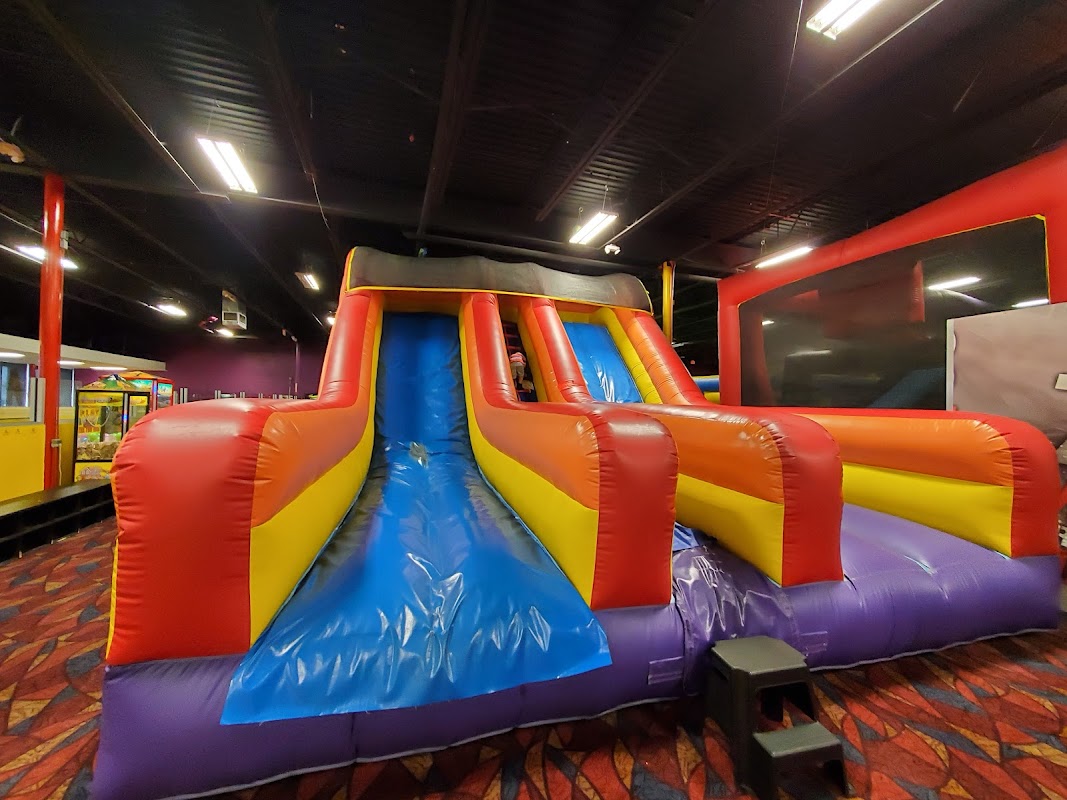 Bounce House photo 1