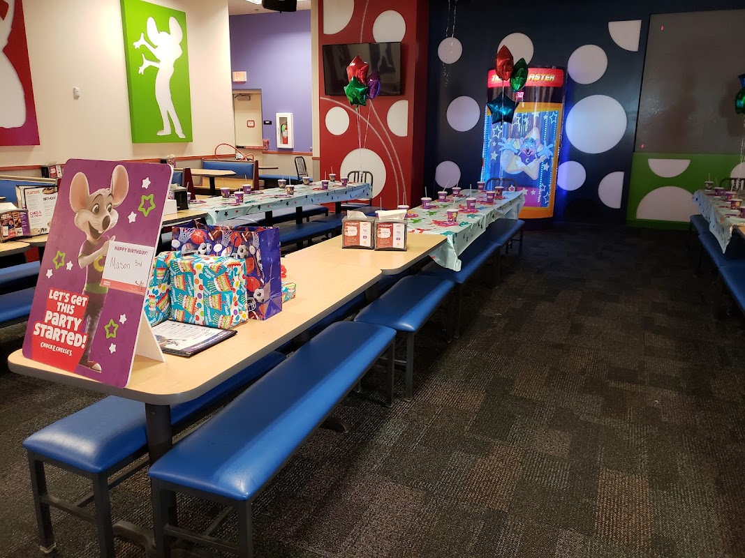 Chuck E. Cheese North Oklahoma City photo 3