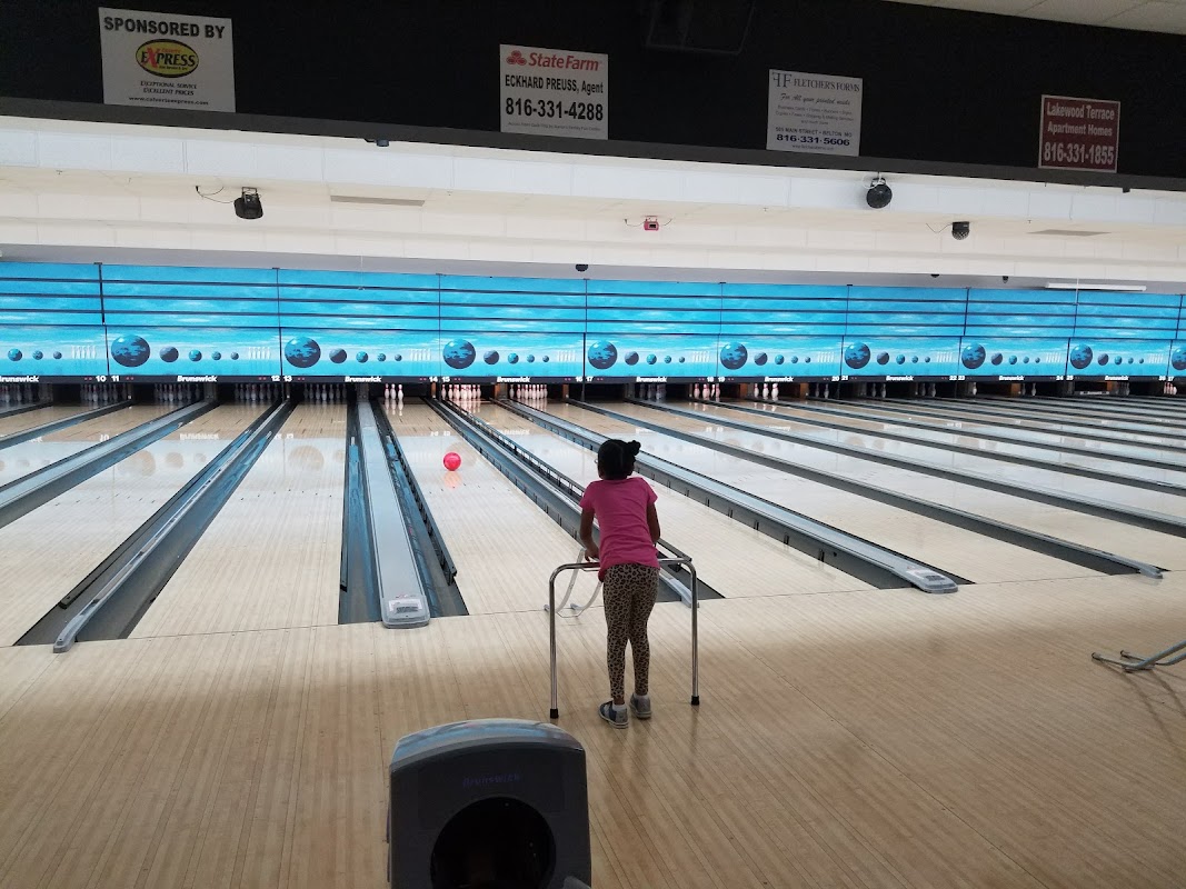 Aaron's Family Fun Center photo 2