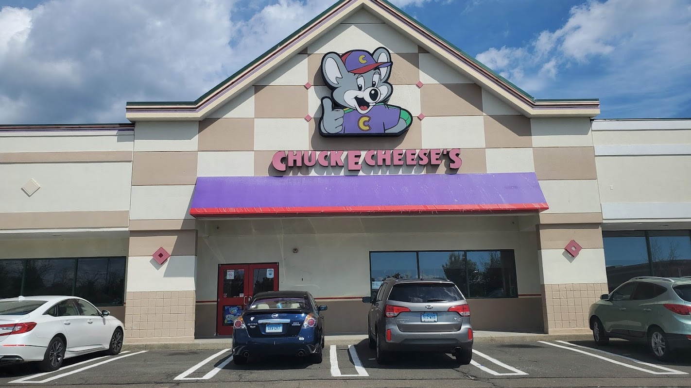 Chuck E. Cheese Orange photo 4