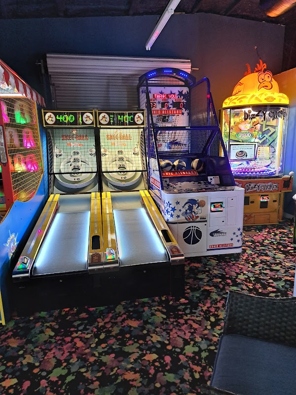 Bananas Mini Golf And Arcade photo 3