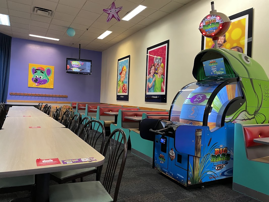 Chuck E. Cheese Mississauga (Dixie) photo 2