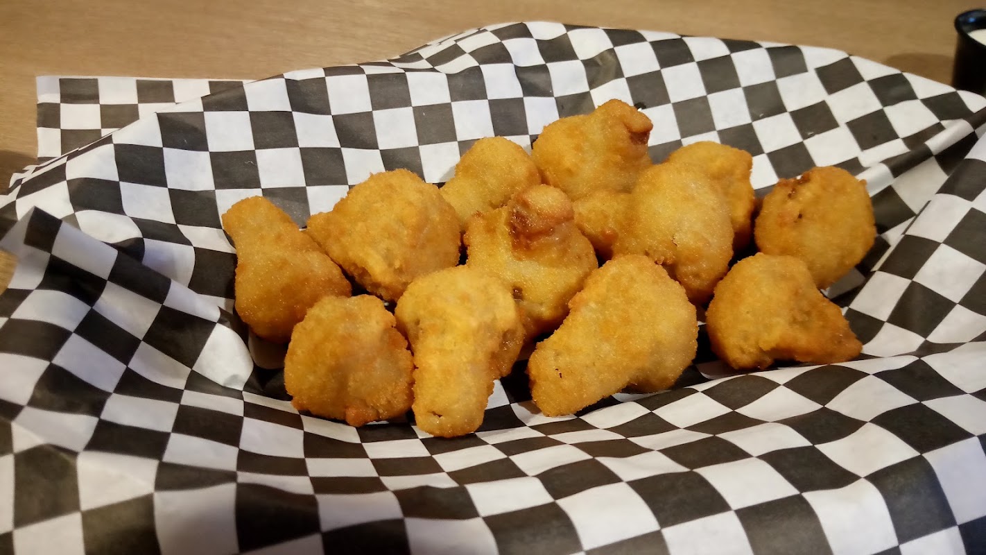 AJ's Sports Grill Hutchinson photo 10