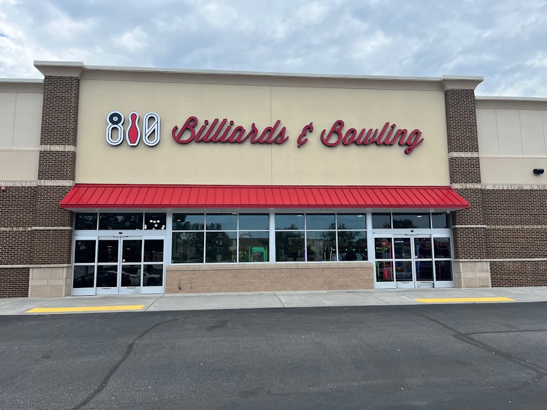 810 Billiards & Bowling photo 7