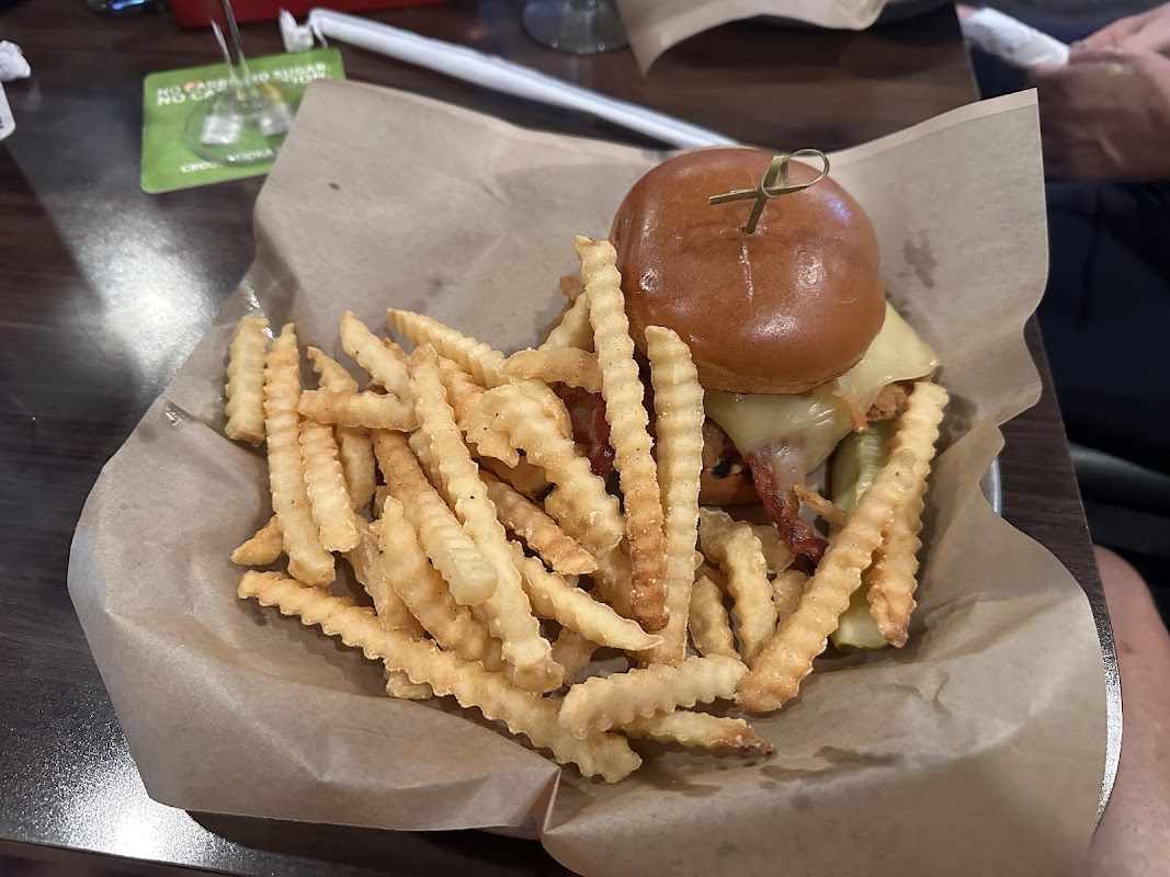 Brewsky's Food & Spirits Lincoln photo 2