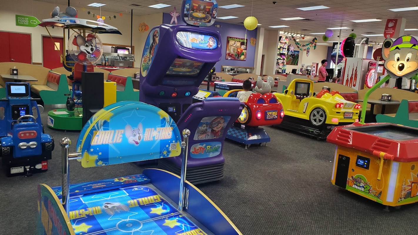 Chuck E. Cheese Darien photo 3