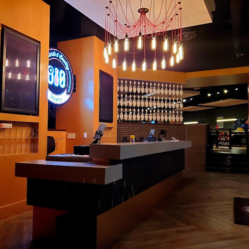 810 Billiards & Bowling photo 7