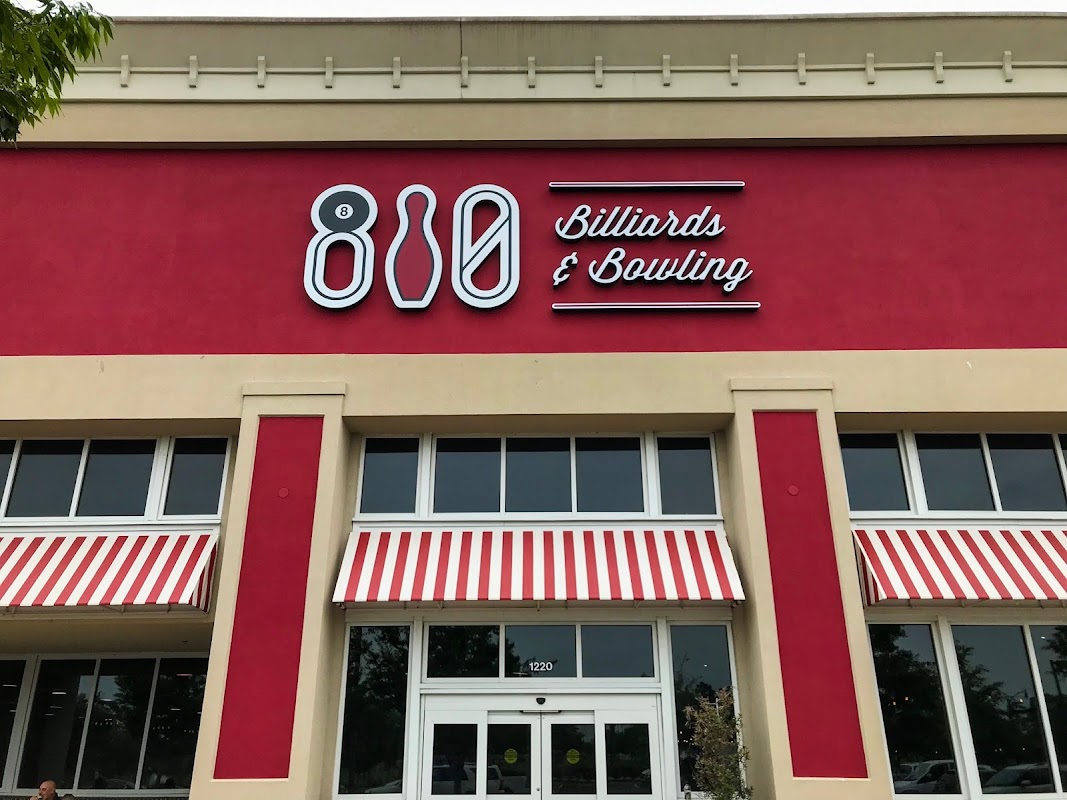 810 Billiards & Bowling photo 1