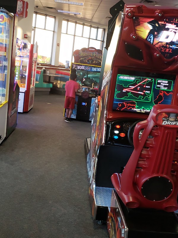 Chuck E. Cheese Burnsville photo 4