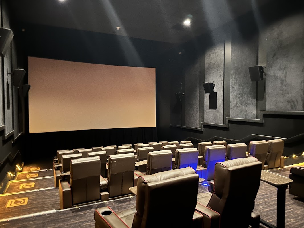 AMC Market Arcade 8 photo 2