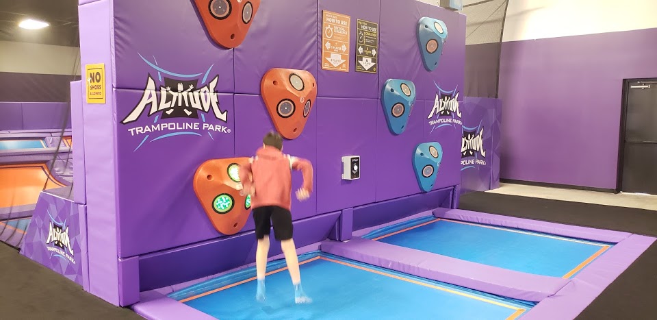 Altitude Gilbert photo 8