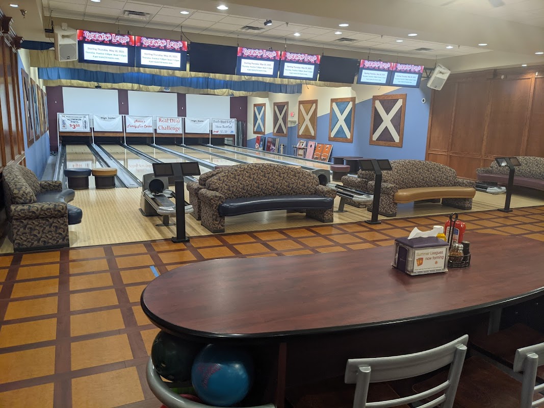 Aaron's Family Fun Center photo 3