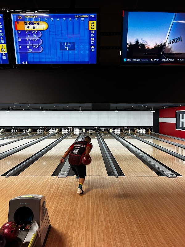 Bowlero Melbourne photo 1