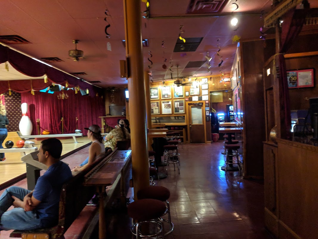 Arsenal Bowling Lanes photo 6