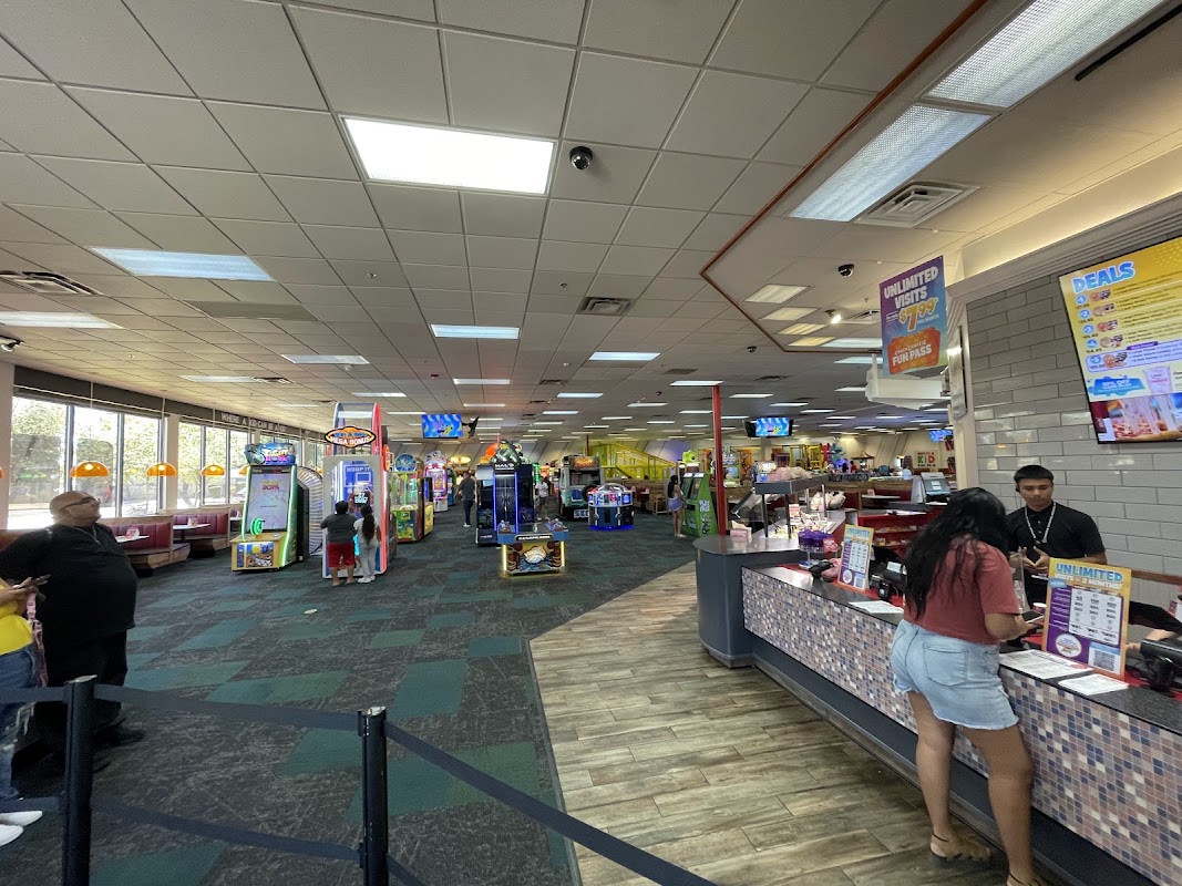 Chuck E. Cheese Moreno Valley photo 2