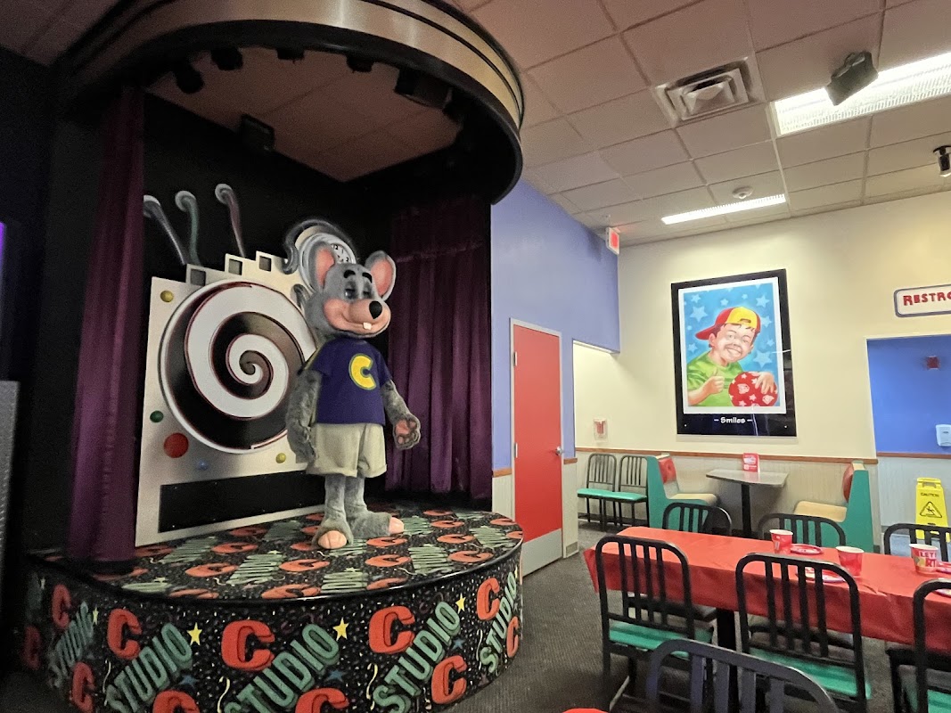 Chuck E. Cheese Silverdale photo 2