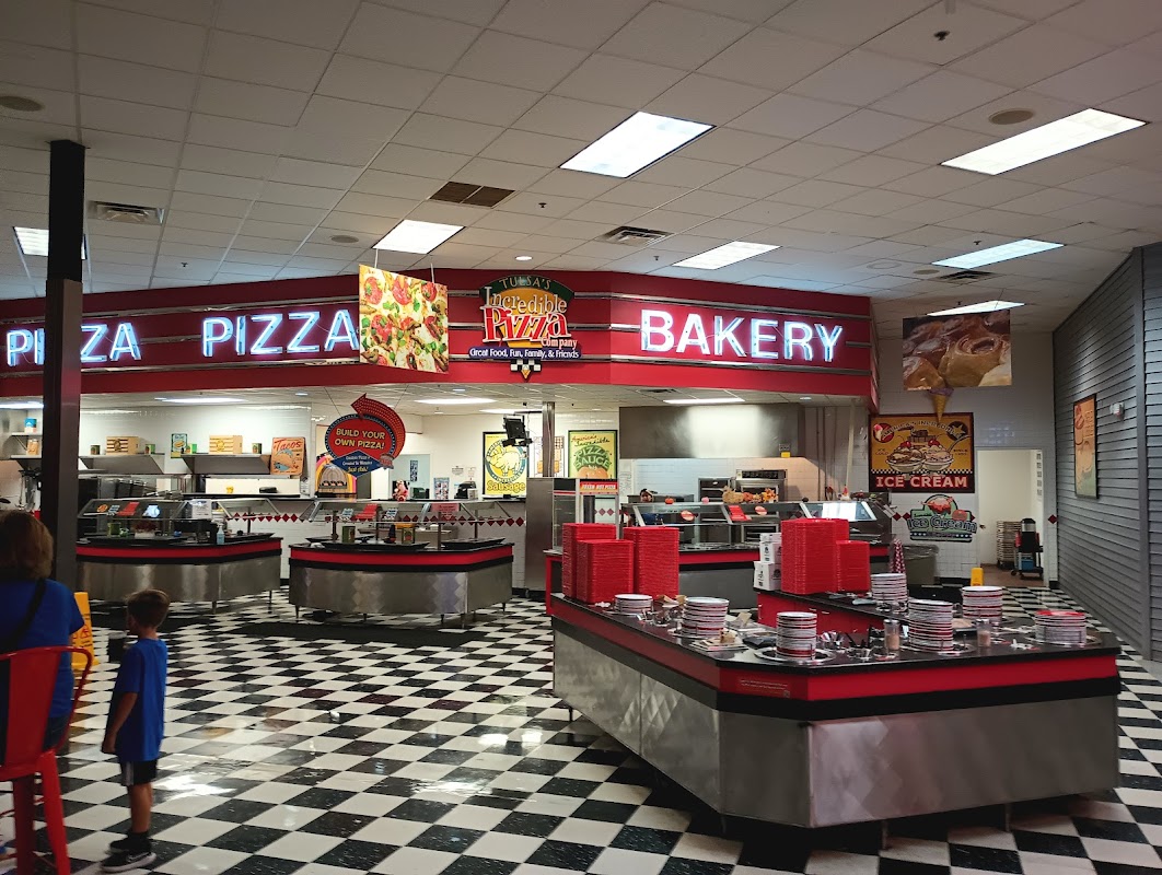 America's Incredible Pizza Company Tulsa photo 8