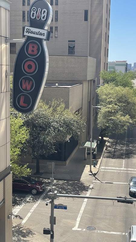 810 Billiards & Bowling photo 5