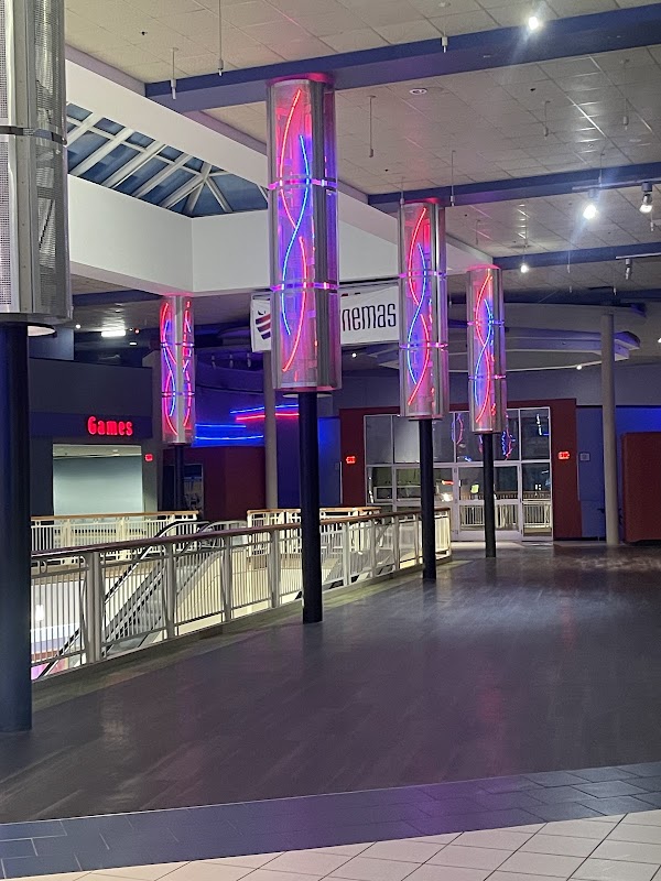 Apple Cinemas - Waterbury photo 1