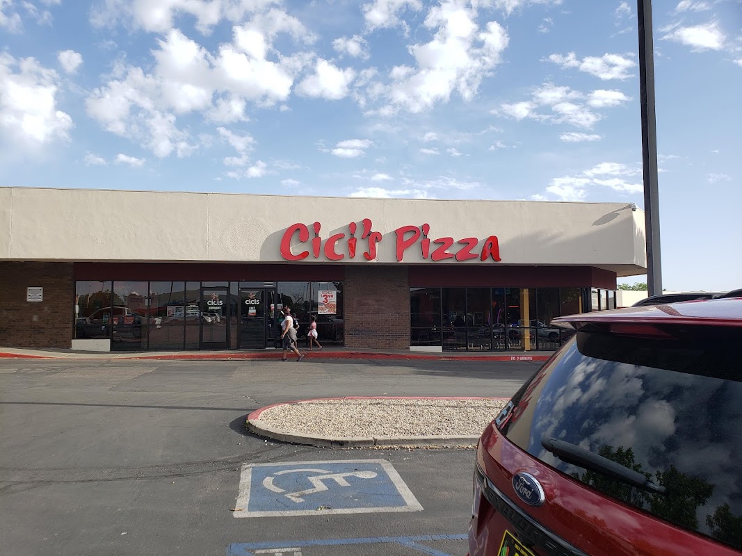 Cicis Pizza Albuquerque photo 1