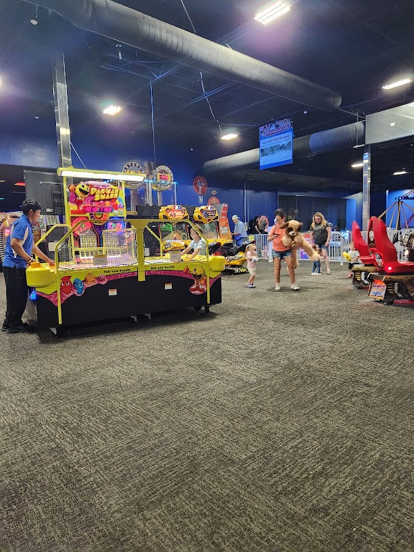 America's Incredible Pizza Company Tulsa photo 4