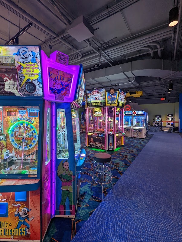 Round 1 Westfield Galleria At Roseville photo 1