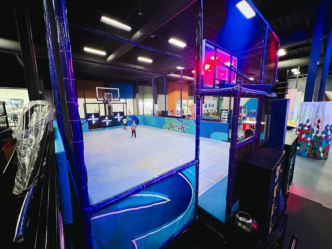 Altitude Holyoke photo 3