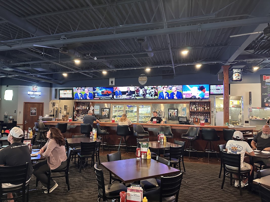 Brewsky's Food & Spirits Lincoln photo 3