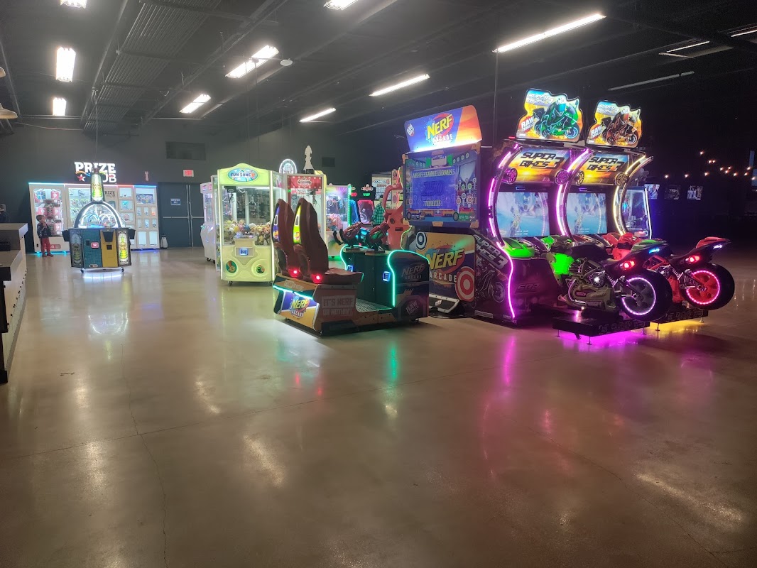 810 Billiards & Bowling Panama City photo 6