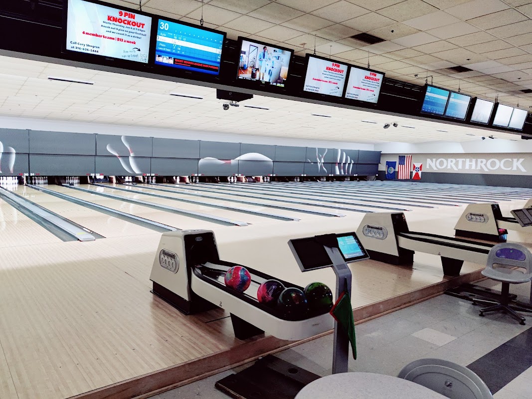 Bowlero Northrock photo 2