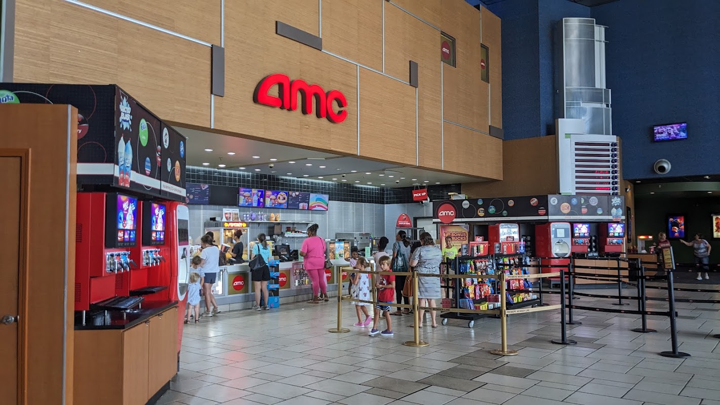 AMC Mall of Louisiana 15 photo 4
