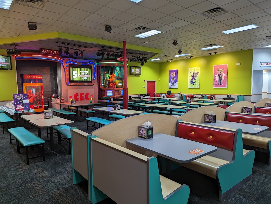 Chuck E. Cheese Richmond (Tuckernuck) photo 2