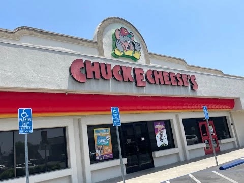 Chuck E. Cheese Lakewood photo 3