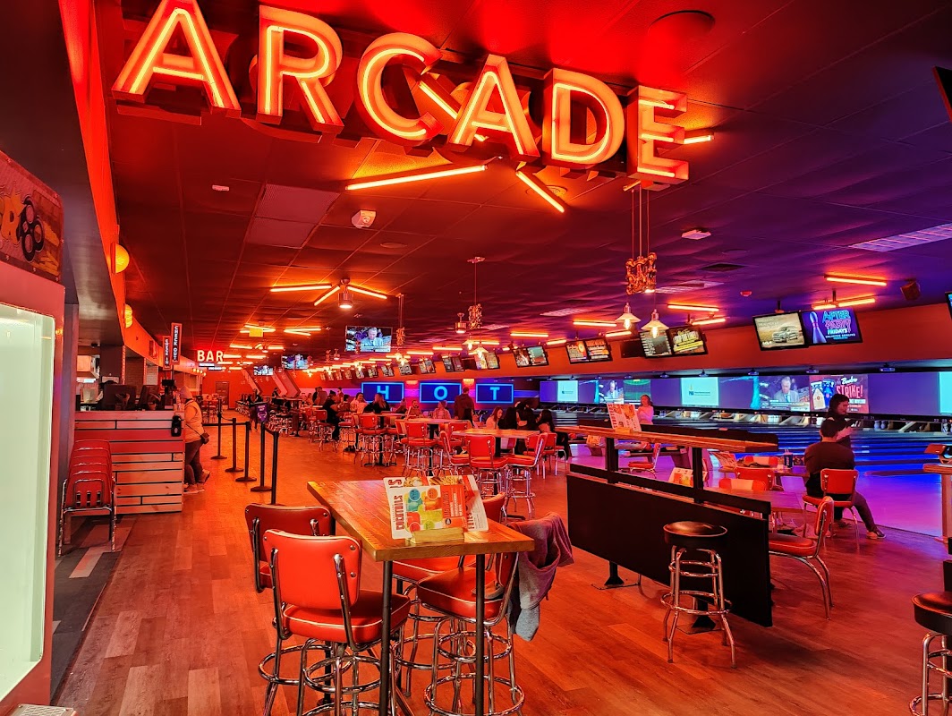 Bowlero Wheat Ridge photo 3