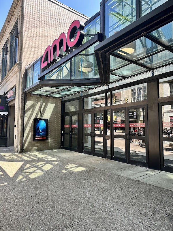 AMC Market Arcade 8 photo 3