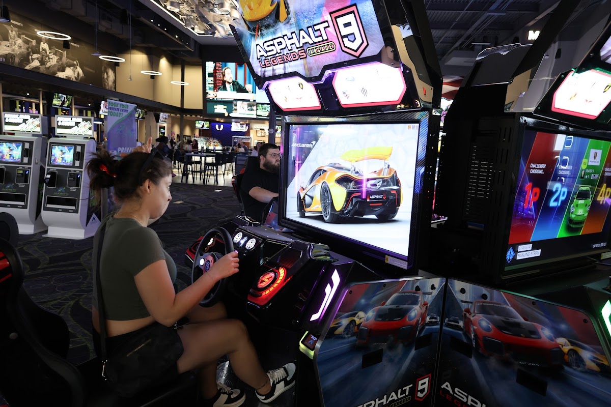 Andretti Indoor Karting & Games photo 9