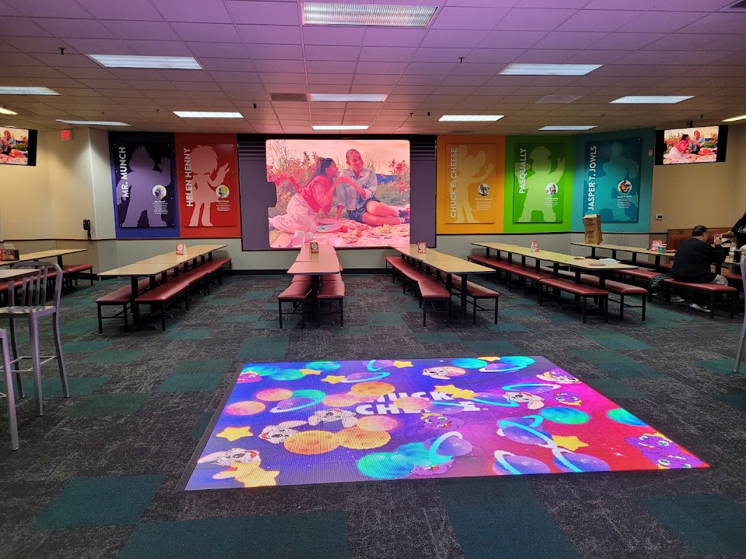 Chuck E. Cheese Oceanside photo 2