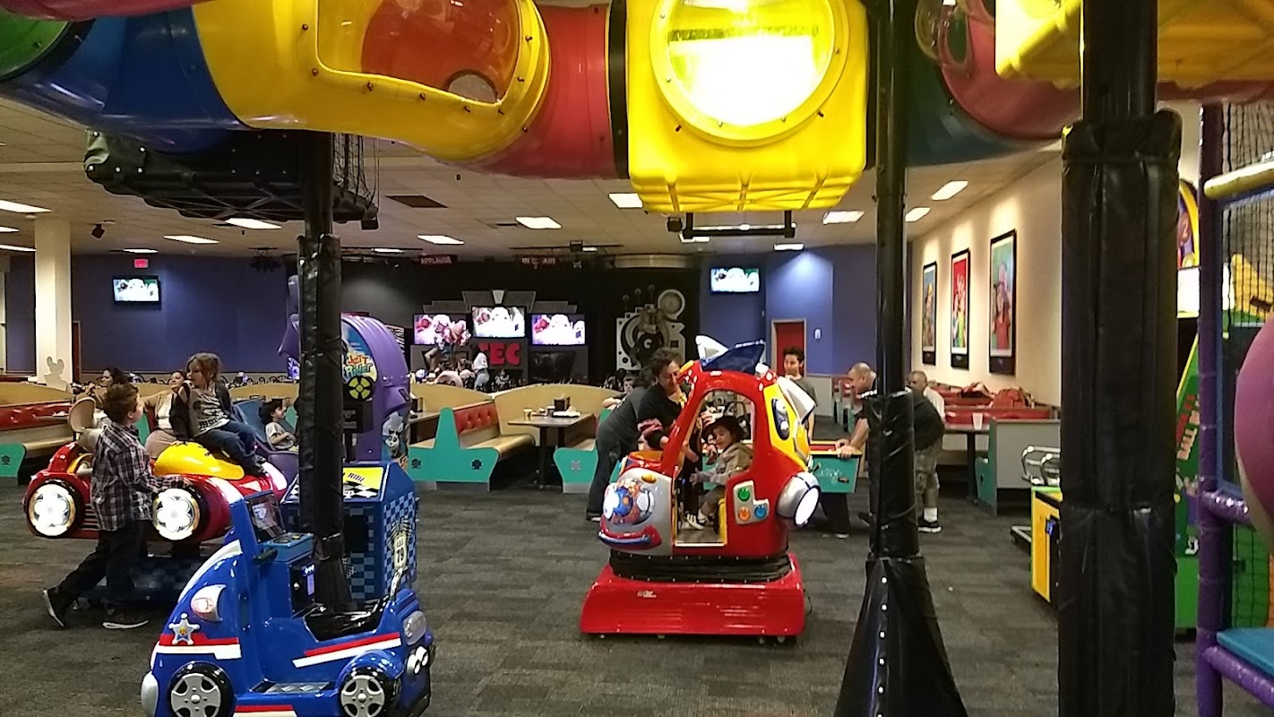 Chuck E. Cheese Fontana photo 2