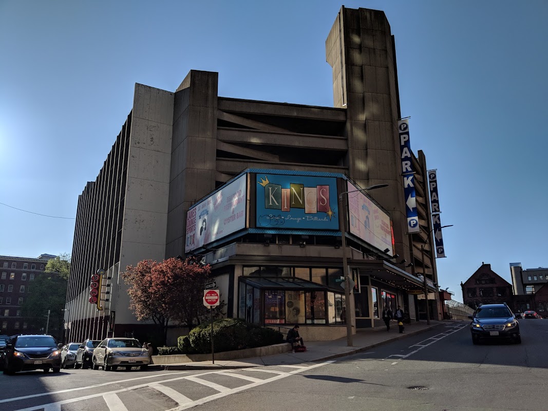 Kings Dining & Entertainment Back Bay
