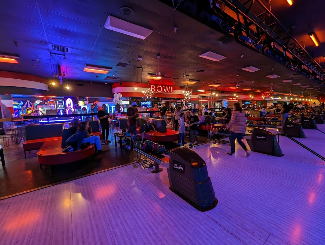 Bowlero Murrieta photo 3