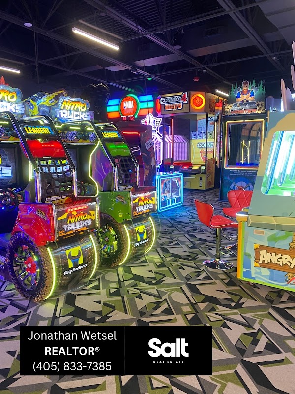 Andy B's Bowl Social Oklahoma City photo 6