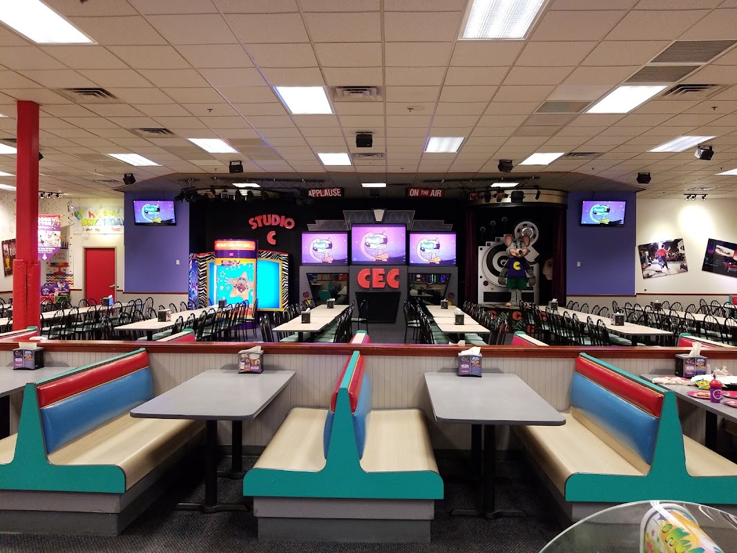 Chuck E. Cheese Walker photo 2