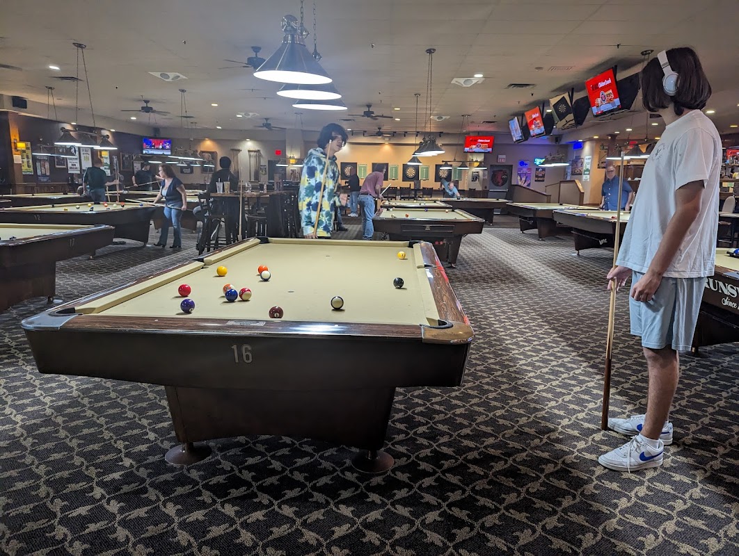 Branford Cue & Brew photo 1