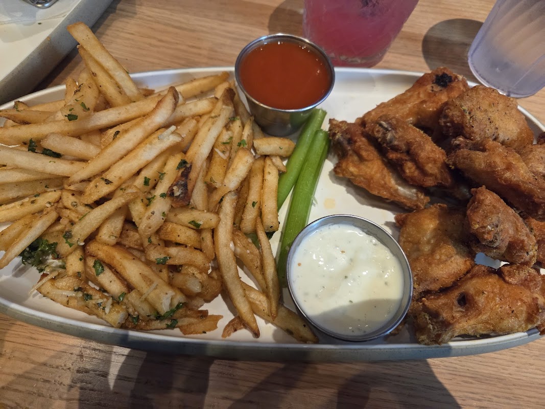 Dave & Buster's Fresno photo 3