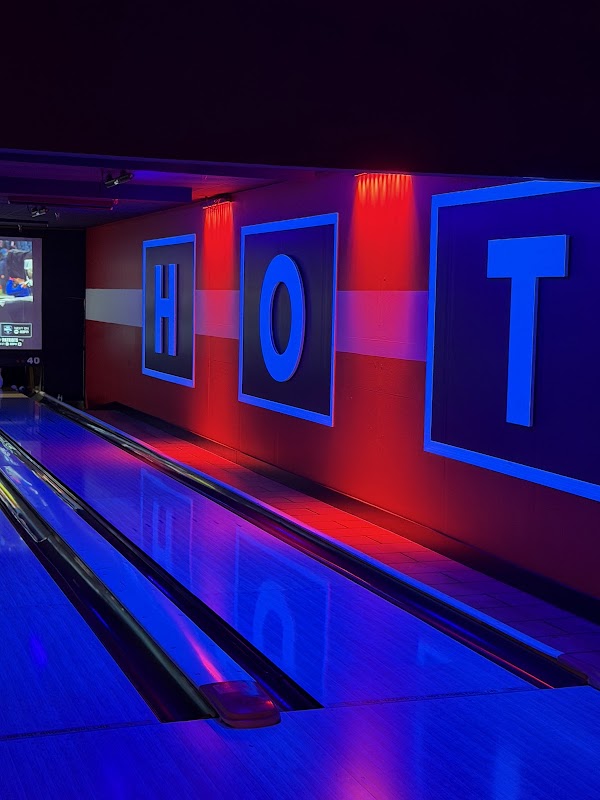 Bowlero Melbourne photo 2