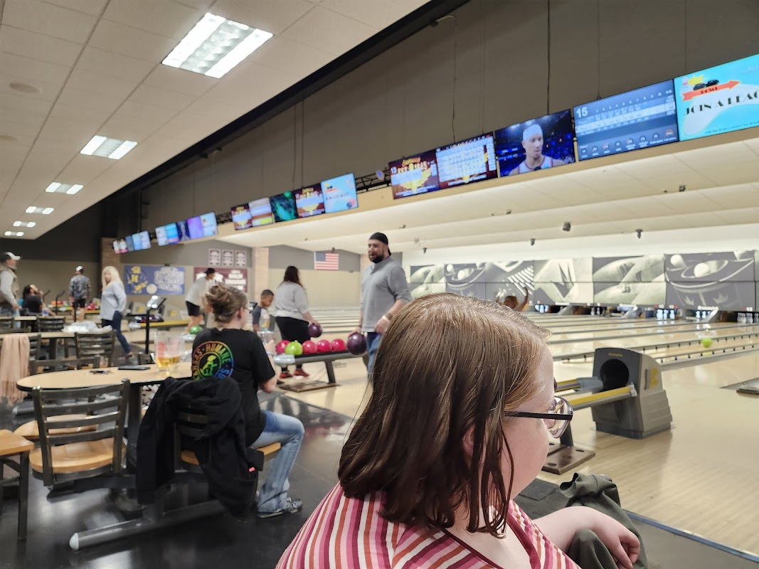 AJ's Sports Grill Hutchinson photo 8