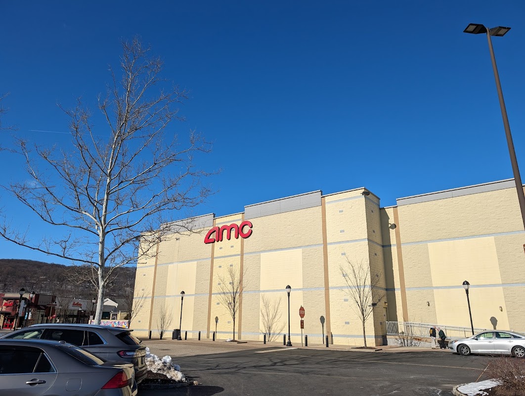 AMC Center Valley 16 photo 8